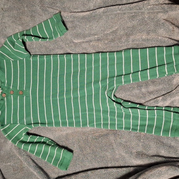 Three Piece Baby Rompers. - Picture 2 of 4